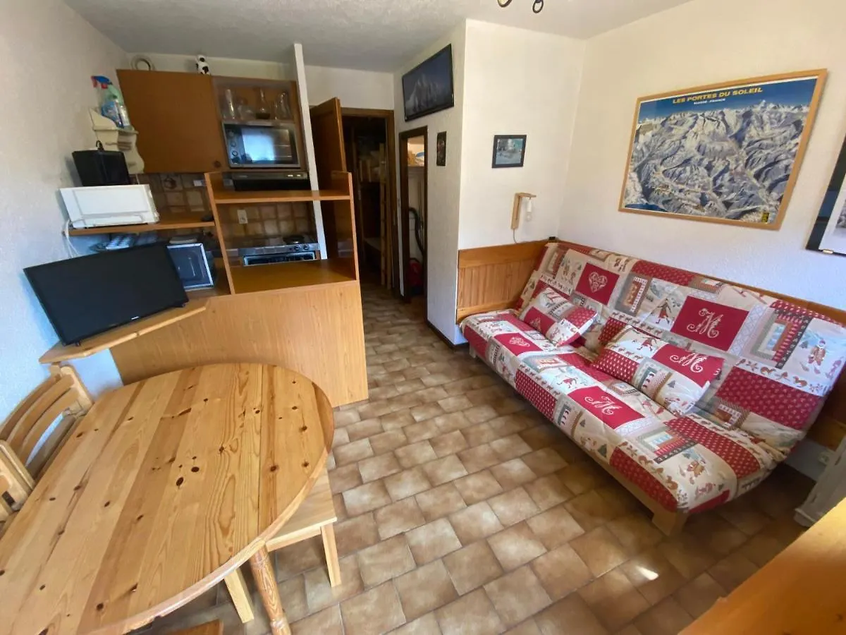 Chaleureux Studio Avec Balcon Sud/Ouest A 500M Du Centre, Parking Et A Deux Pas Des Remontees! - Fr-1-693-54 Chatel Apartment