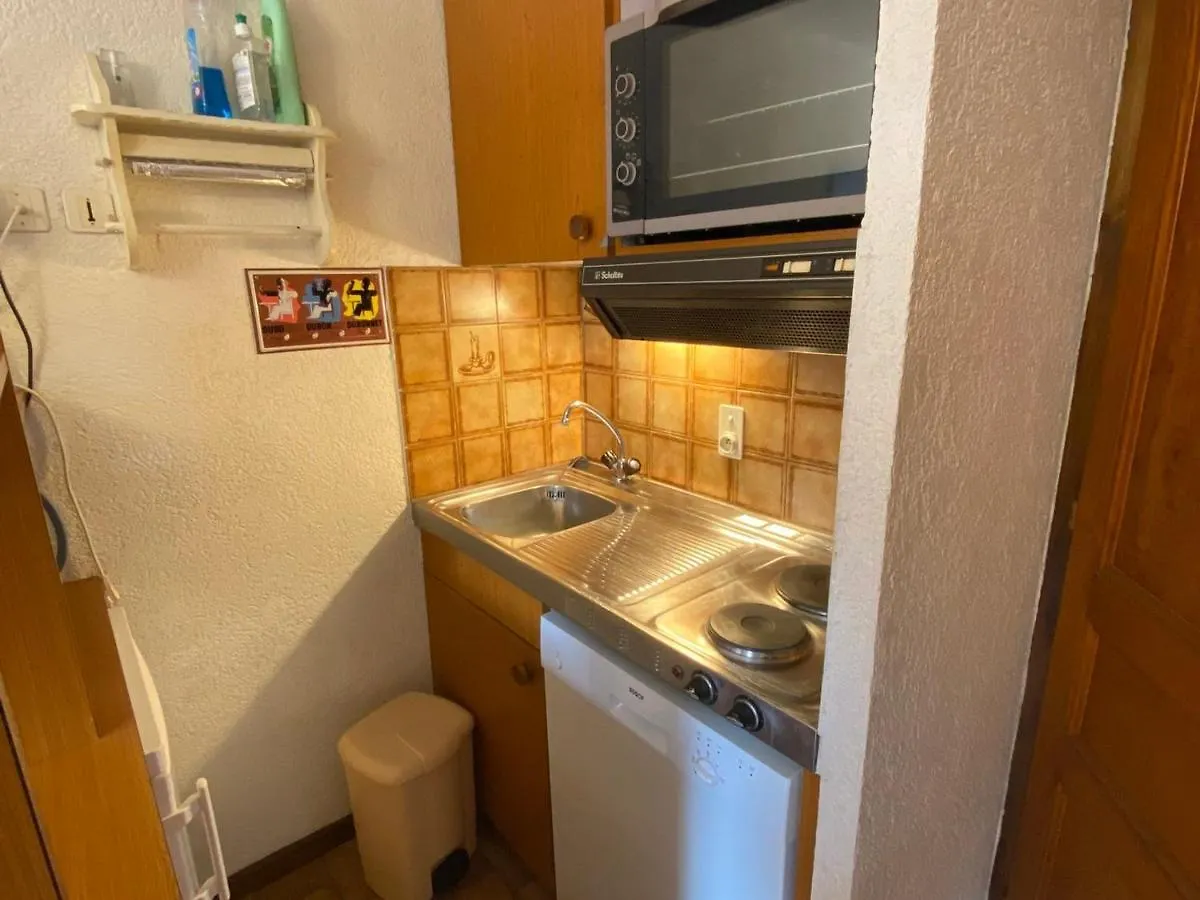 Chaleureux Studio Avec Balcon Sud/Ouest A 500M Du Centre, Parking Et A Deux Pas Des Remontees! - Fr-1-693-54 Chatel France
